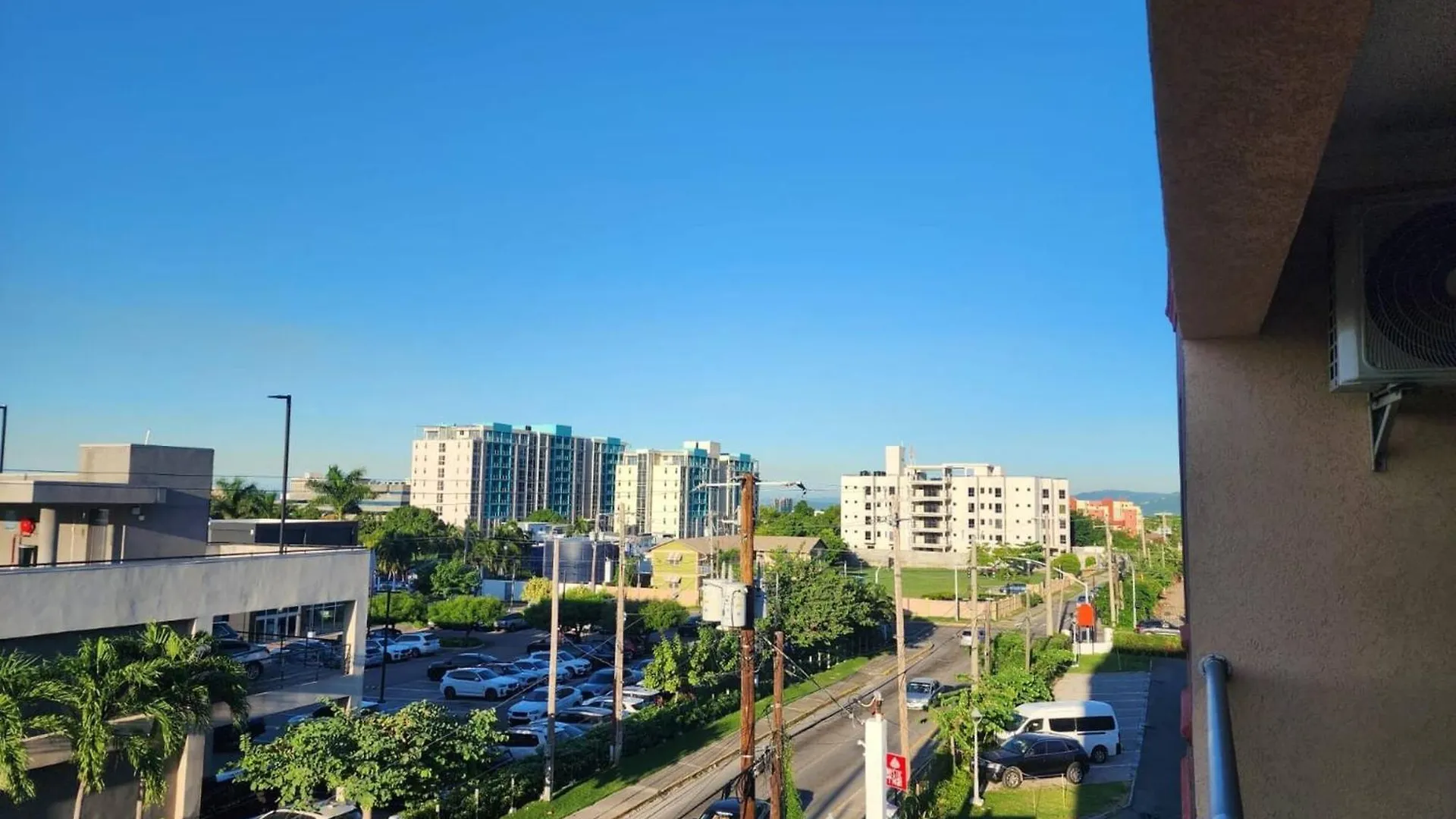 Golden Triangle Kingston Jamaica, West Indies Apartamento